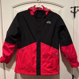 Northface Boundary red/black Triclimate jacket boys size large 14/16 big kid